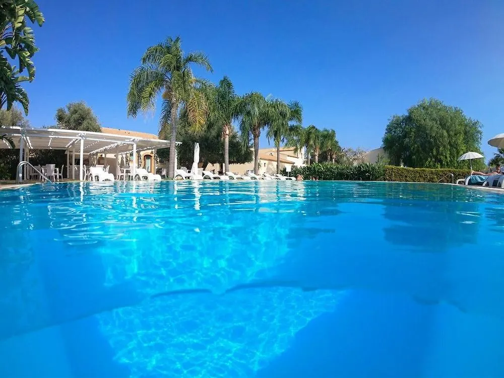 Life Hotels Kalaonda Resort Syracuse